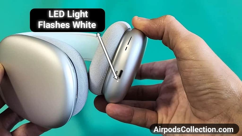 Airpods Max LED light flashes white, Force restart your AirPods Max
